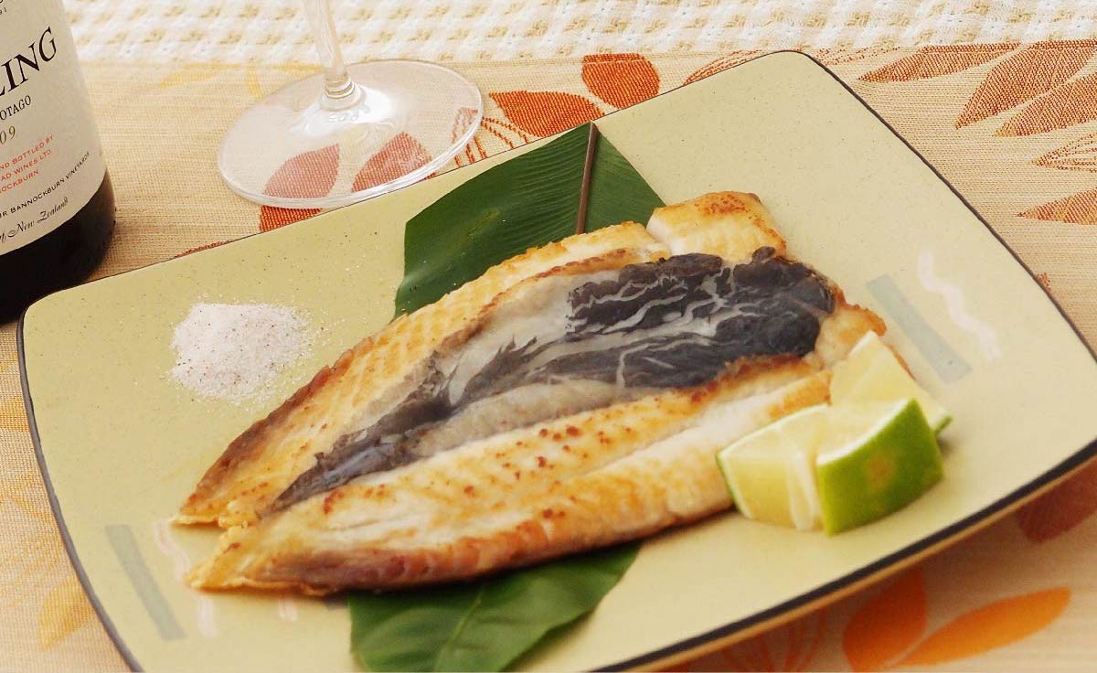 虱目魚肚的肉質不僅鮮嫩，上面那層油也別放過！