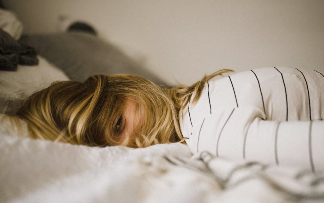 壓力、孤單、睡眠不足會致病！　增強免疫力睡多少很重要