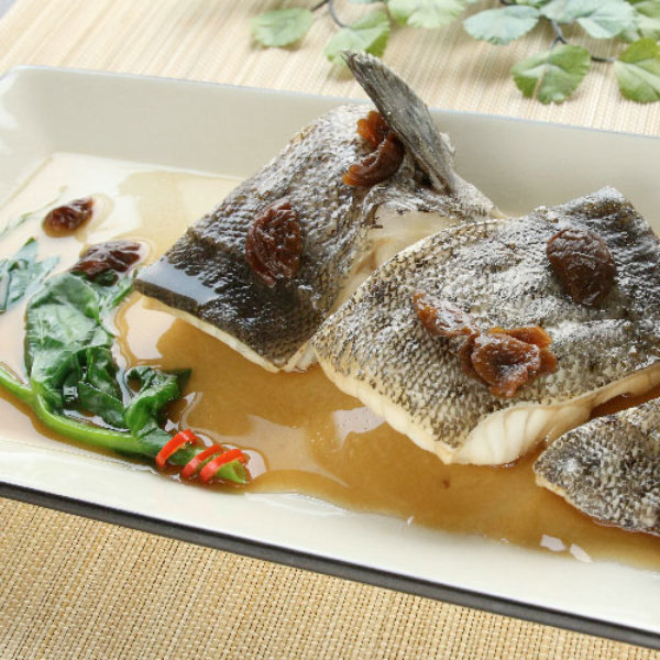 紫蘇梅蒸鮮魚-石斑魚