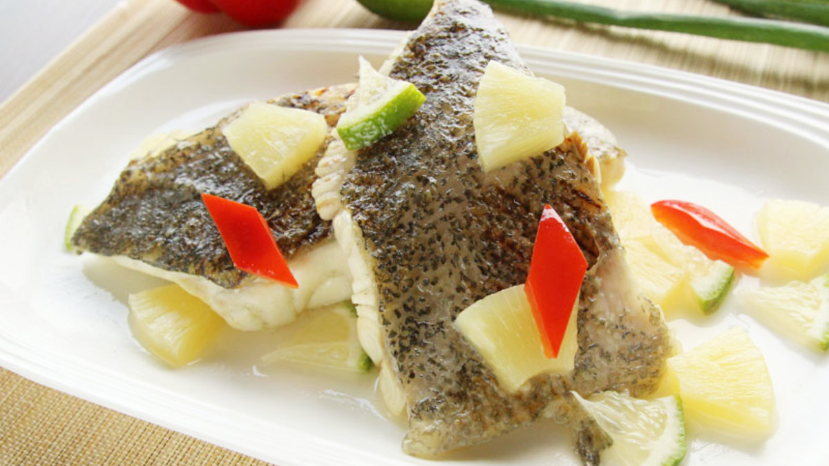 石斑魚料理-香煎石斑佐白酒鳳梨