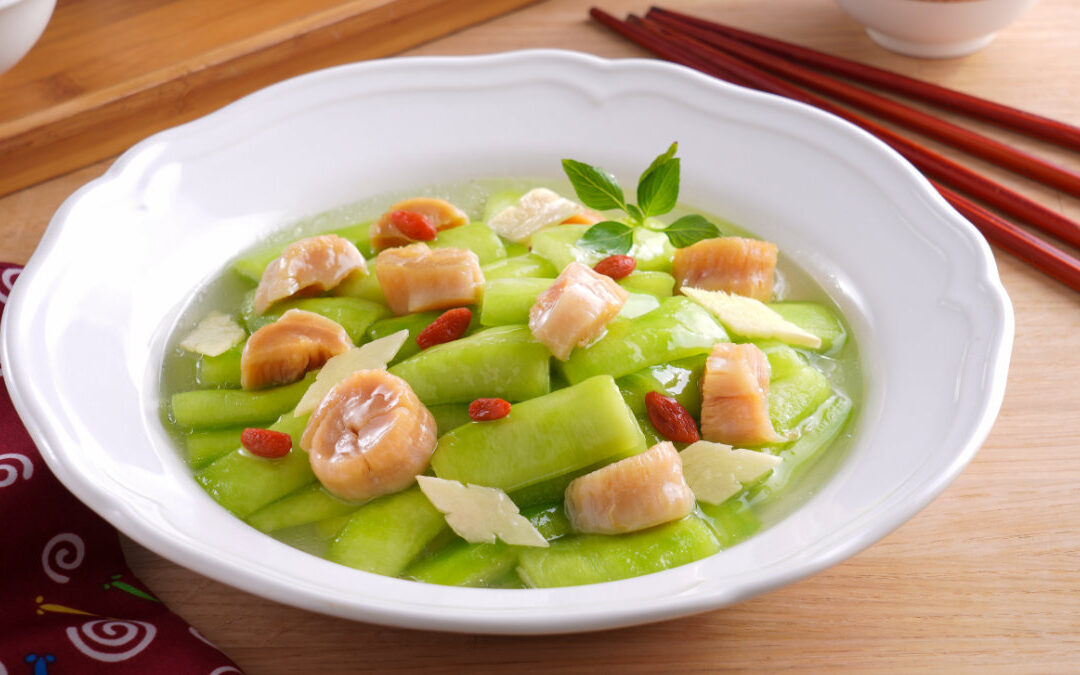 乾干貝料理+絲瓜料理：干貝炒絲瓜，簡單又鮮美