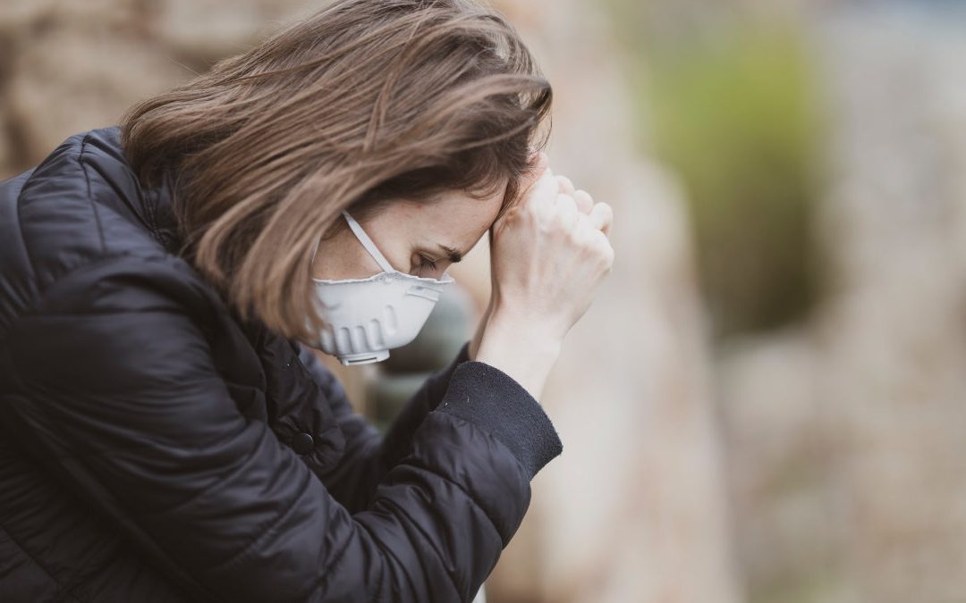 防疫 3 級延長戰　照顧者的身心健康怎麼顧？