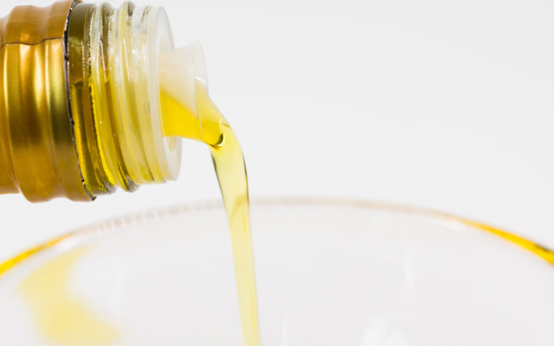 苦茶油不僅富含油酸，還有修復腸胃粘膜的功效？